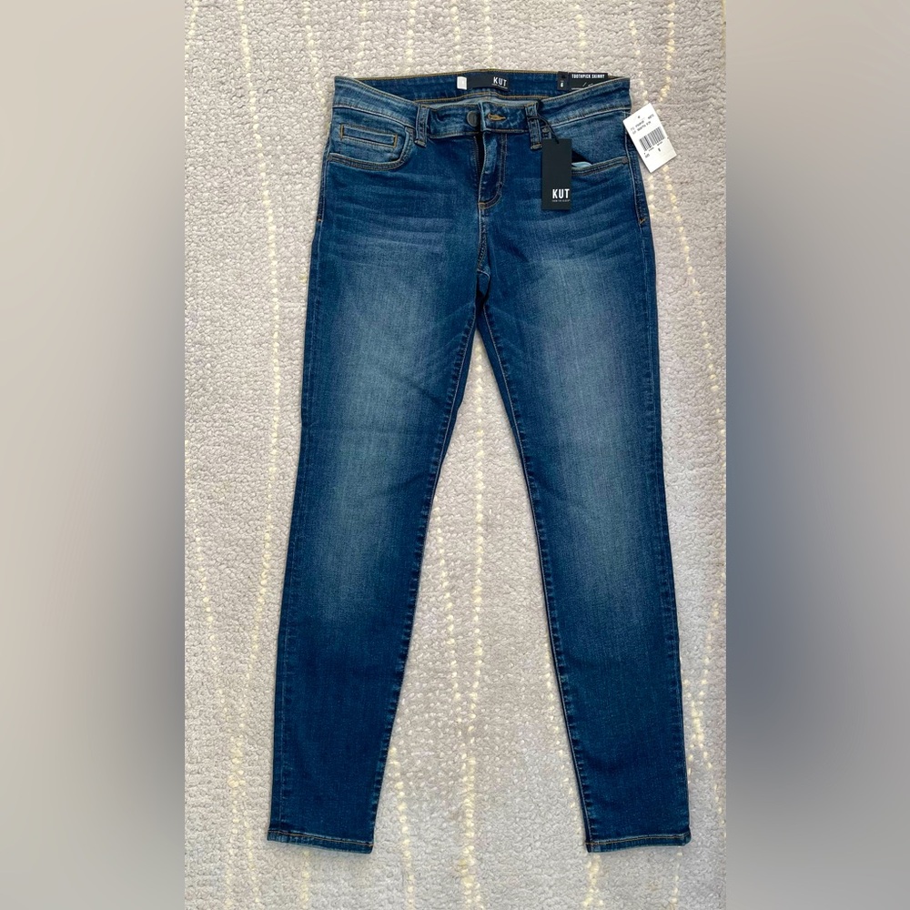 Size 6 Kut From the Kloth Toothpick Skinny Jeans!  A must have wardrobe staple!